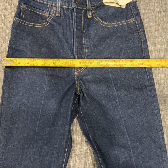 Levi's® Premium RIBCAGE BOOTCUT WOMEN'S JEANS - Picture 7 of 12